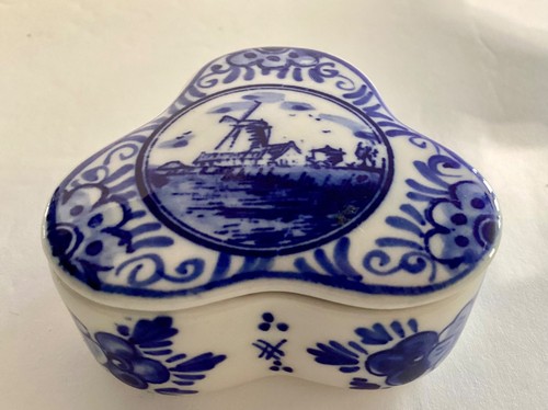 Vintage delft blue triangular - vintage,